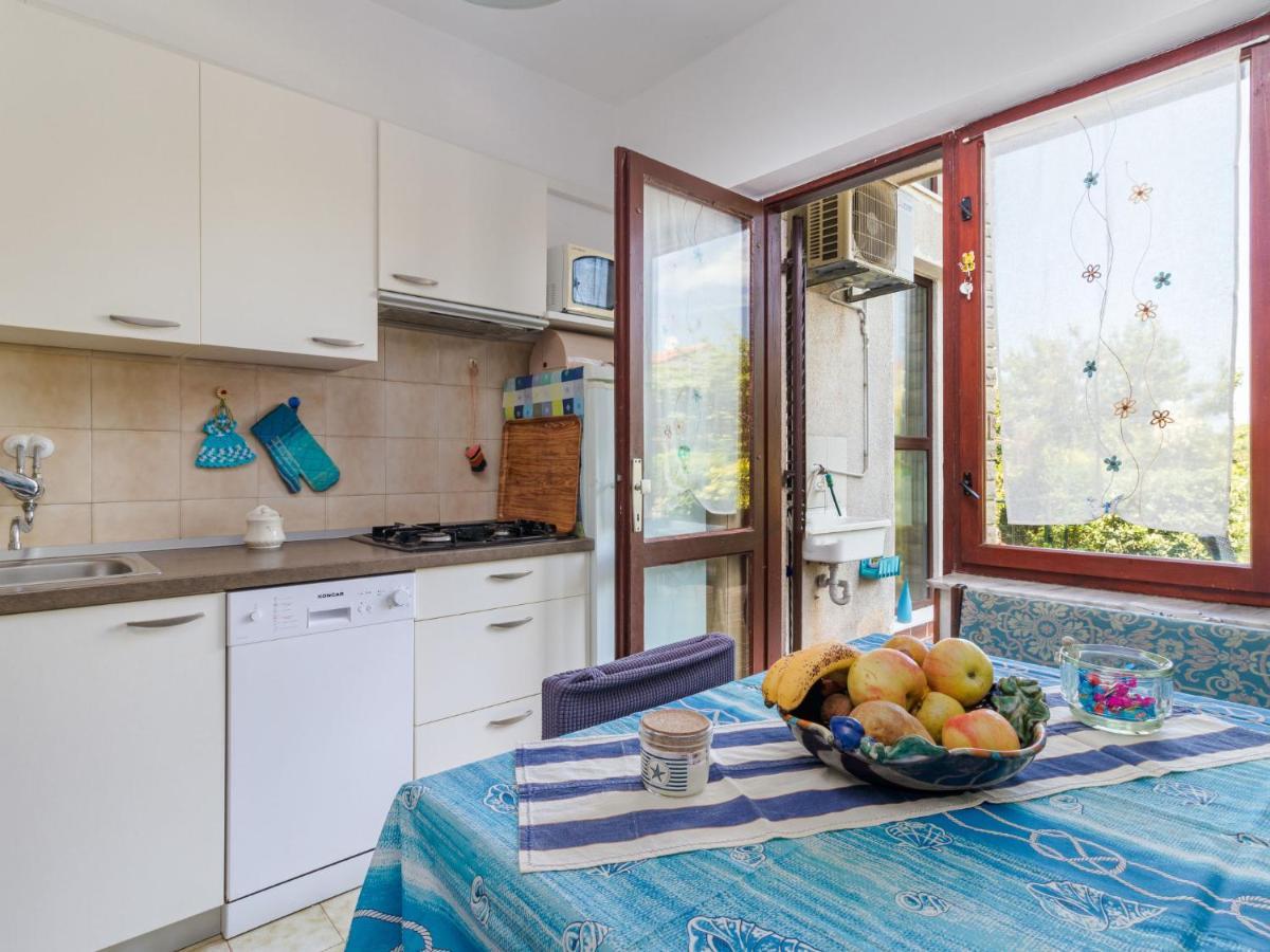 Apartment Bellevue - Pul332 By Interhome Pjescana Uvala Buitenkant foto